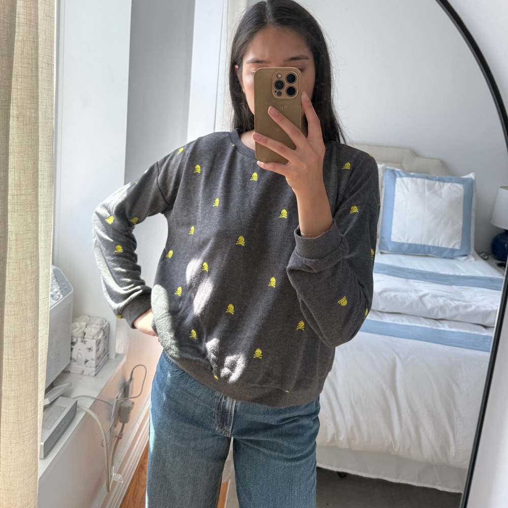 Skull Sweatshirt from Mixology